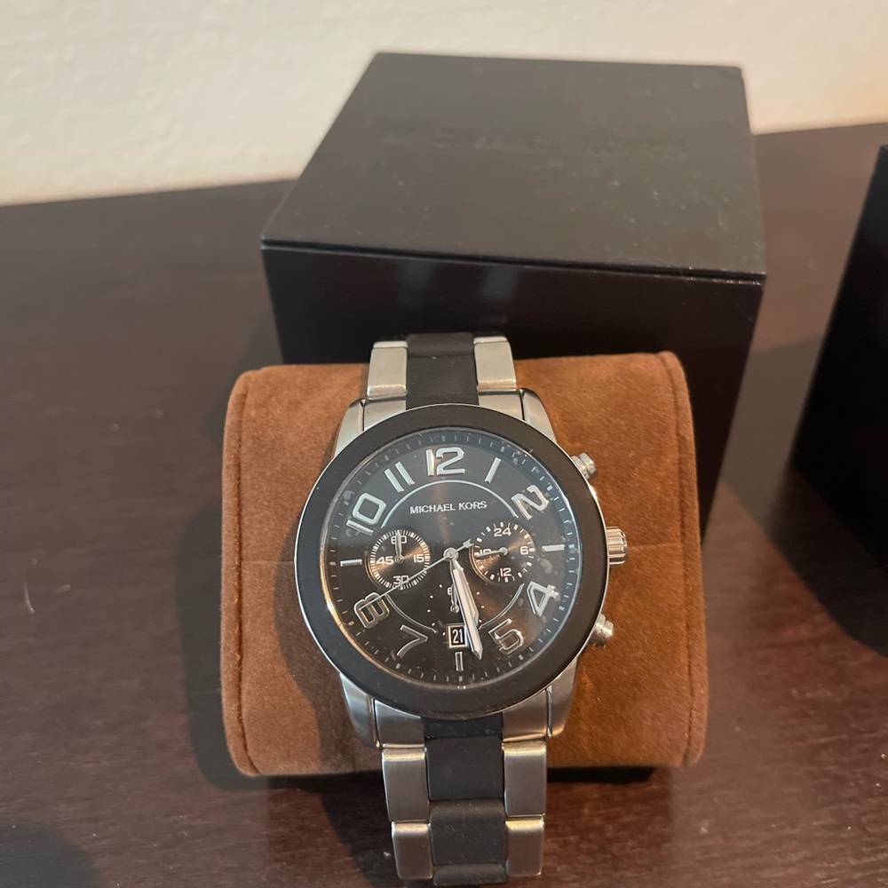 Brand new Michael kors men watch excellent